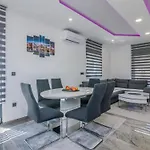Enie Mit Eigenem Pool By Interhome بيت للعطل *