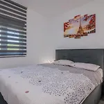 Enie Mit Eigenem Pool By Interhome Σπίτι διακοπών